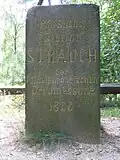 Historischer Triangulationsstein Station Strauch auf dem Heideberg in Sachsen