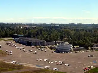 Der Flughafen Helsinki-Malmi (2006).