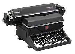 Schreibmaschine Hermes Standard 6, gebaut von 1943 bis 1953[1]