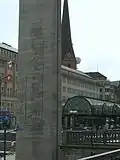 Im Hintergrund: St. Petri