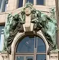 Frauenfiguren „Flüsternde Wellen“