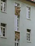 Fassadendetail mit Skulpturen