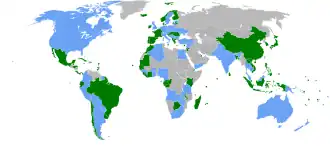 Unterzeichner (hellblau) und Ratifizierer (grün) des Vertrags; Nichtunterzeichner sind grau.