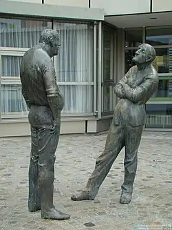 „Der Dialog“ von Karl-Henning Seemann beim Landratsamt