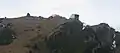 Blick von Osten auf Tabor-Kapelle, Hochfellnhaus, Bergstation der Hochfelln-Seilbahnen (von links)