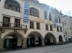 Hofbräuhaus am Platzl, am Ende der Orlandostraße