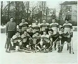 1963
