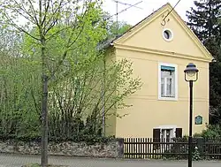 Schlichte Putznuten zur Nachbildung von Gesimsbändern, 1891 (Holzhof, Hoflößnitz)