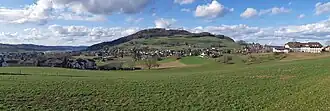 Homberg mit Bürgerheim Reinach (ehem. Armenhaus, danach Stiftung Lebenshilfe), rechts