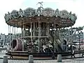 Zweigeschossiges Karussell in Honfleur