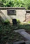 Ein gepflegter Grabzustand im Juni 2019