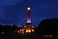 Leuchtturm bei Nacht