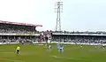 Cargill Stand (links) und Merton Meadow End