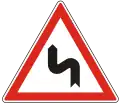 A-3 Gefährliche Kurven (links beginnend)