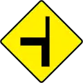 W-004-R Vorfahrt (T-Kreuzung (Typ 2) – rechts)