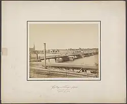 IJsselbrücke vor Kampen, gesehen vom rechten Ufer aus. Datum der Aufnahme: Juli 1872.