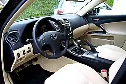 Cockpit (IS 220d)