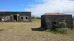 Lagerhaus und Kanonenkugelofen auf der Île de la Passe.
