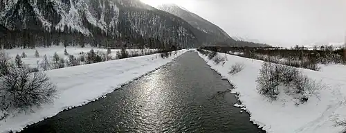 Der junge Inn bei Bever im Engadin