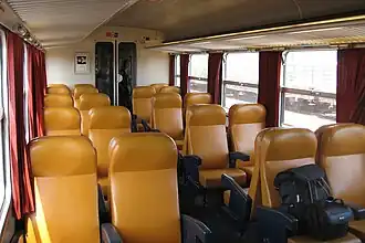 Innenraum eines unmodernisierten Z&nbsp;9600, Sitzanordnung Typ Omnibus