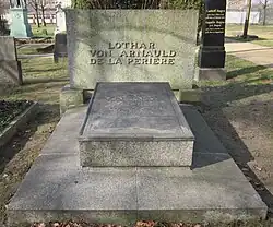 Grabmal Lothar von Arnauld de la Perière (1941)