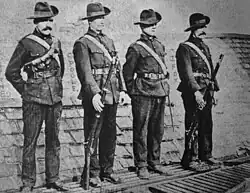 Mitglieder der Irish Citizen Army mit Schlapphüten.