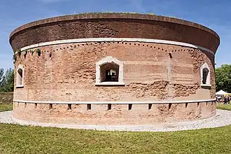 Torre Massimiliana, nach der Restaurierung (2015)