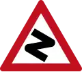106 Kurvige Straße