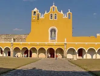 Kirche und Konvent