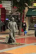 Statue des Schriftstellers Aleko Konstantinov in der Fußgängerzone