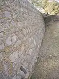 Außenmauer des Klosters