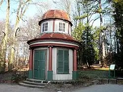 Der Jérôme-Pavillon auf der Göttinger Schillerwiese, in dem Jérôme sich angeblich oft in weiblicher Begleitung aufgehalten haben soll.[13]