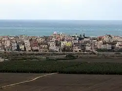 Dschisr az-Zarqa von Osten aus gesehen
