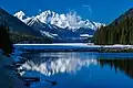 Mt. Matier (links) und Joffre Peak, im Duffey Lake gespiegelt
