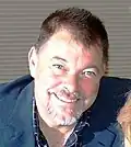 Jonathan Frakes (2005) spielt Stanley Hazard