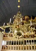 Kronleuchter der Kirche