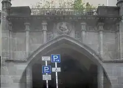 Rechtes Hauptportal