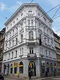 Nr.&nbsp;38 (Ecke Lederergasse), späthistoristisches Wohnhaus