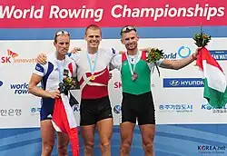 Azou mit Henrik Stephansen und Péter Galambos bei den Weltmeisterschaften 2013 in Chungju