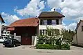 Wohnhaus im Dorfzentrum