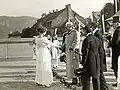 Wilhelm II. bei der Einweihung der Brücke (1913)