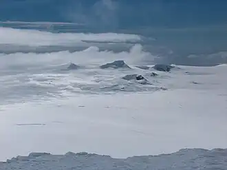 Blick vom Melnik Peak auf den Kaliakra-Gletscher (Hintergrund: Vidin Heights)