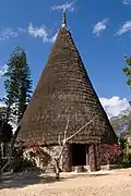 Traditionelles Haus der Kanak im Tjibaou-Kulturzentrum
