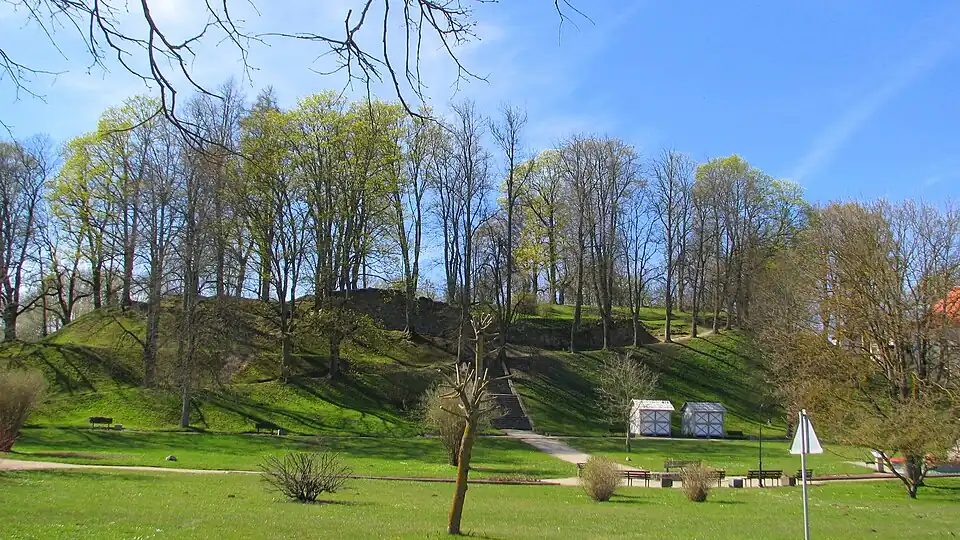 Ruine der Deutsch-ordensburg Kandau