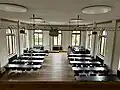 In der Semihalle