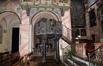 Der romanische Ambo