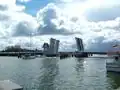 Die Klappbrücke über die Schlei, offen