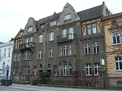 Hausnummer 28, 28a