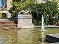 Figur der Eurydike für den Brunnen auf dem Haydnplatz, Karlsruhe (1973)