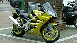 Modell ZX600J (2001) in gelb